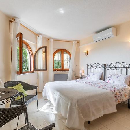 Villa Vista Ibiza Бенитачел Екстериор снимка