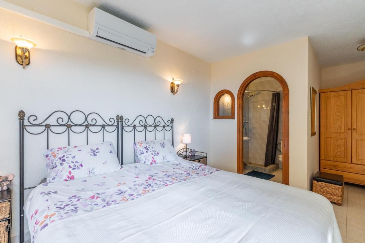Villa Vista Ibiza Бенитачел Екстериор снимка